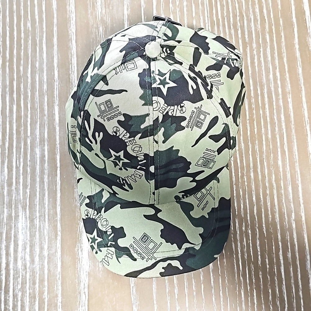 CAMO Hat. - Picture 5 of 7